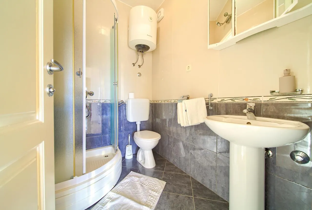 Fanuko Apartment Cizici Croatia